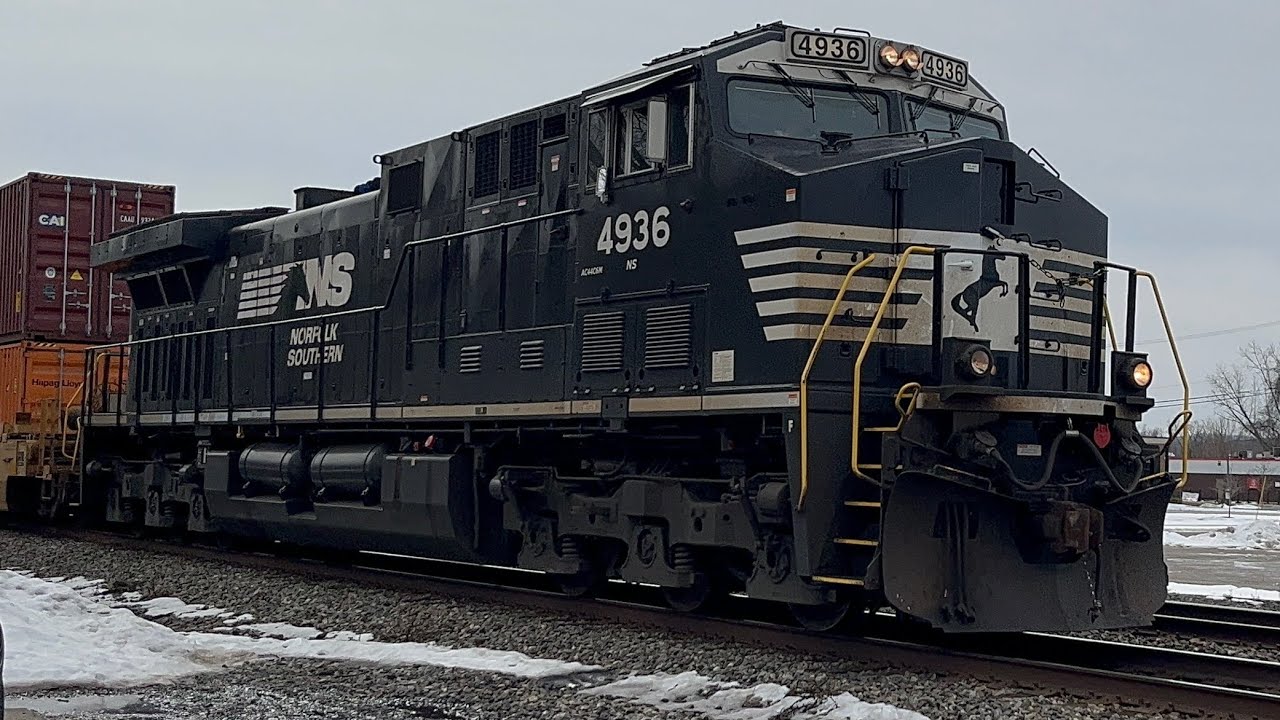 Ns 4936 leads intermodal with Ns 4605 Ns 1151 as a double mid dpu’s 
