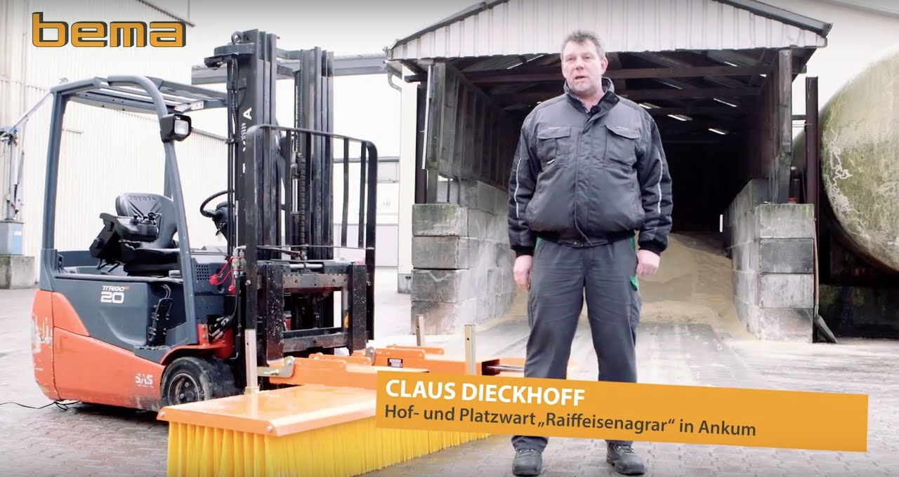Kehrmaschine für Landwirtschaft | bema 11 Multi-Clean | Raiffeisenagrar Ankum