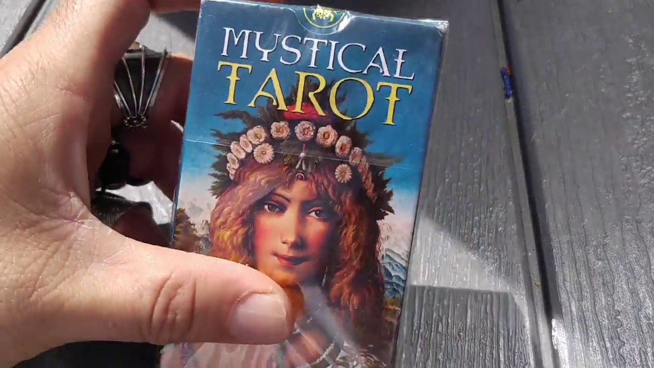 Mystical Tarot by Luigi Costa / A Review
