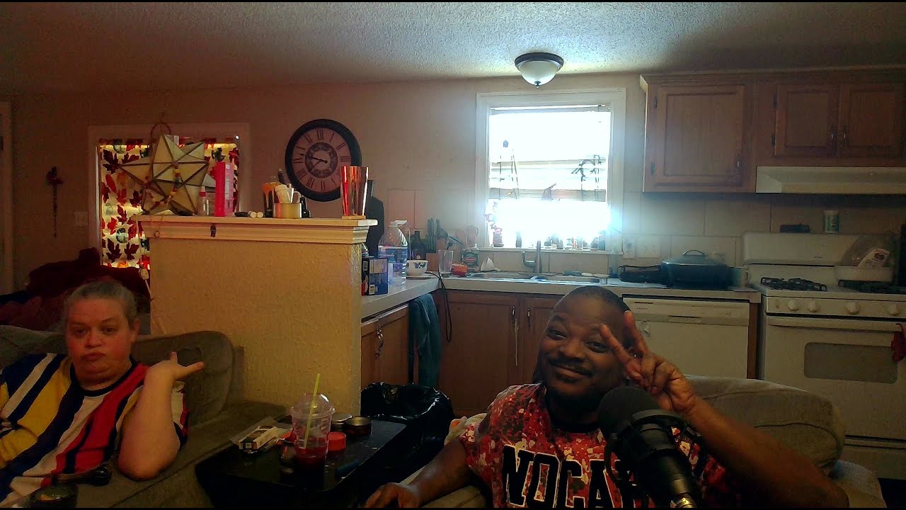 DEE LIVE's Live broadcast