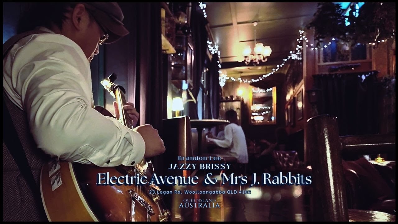Earth Wind & Fire - “Brazilian Rhyme” cover Cocktail Bar Smooth Jazz