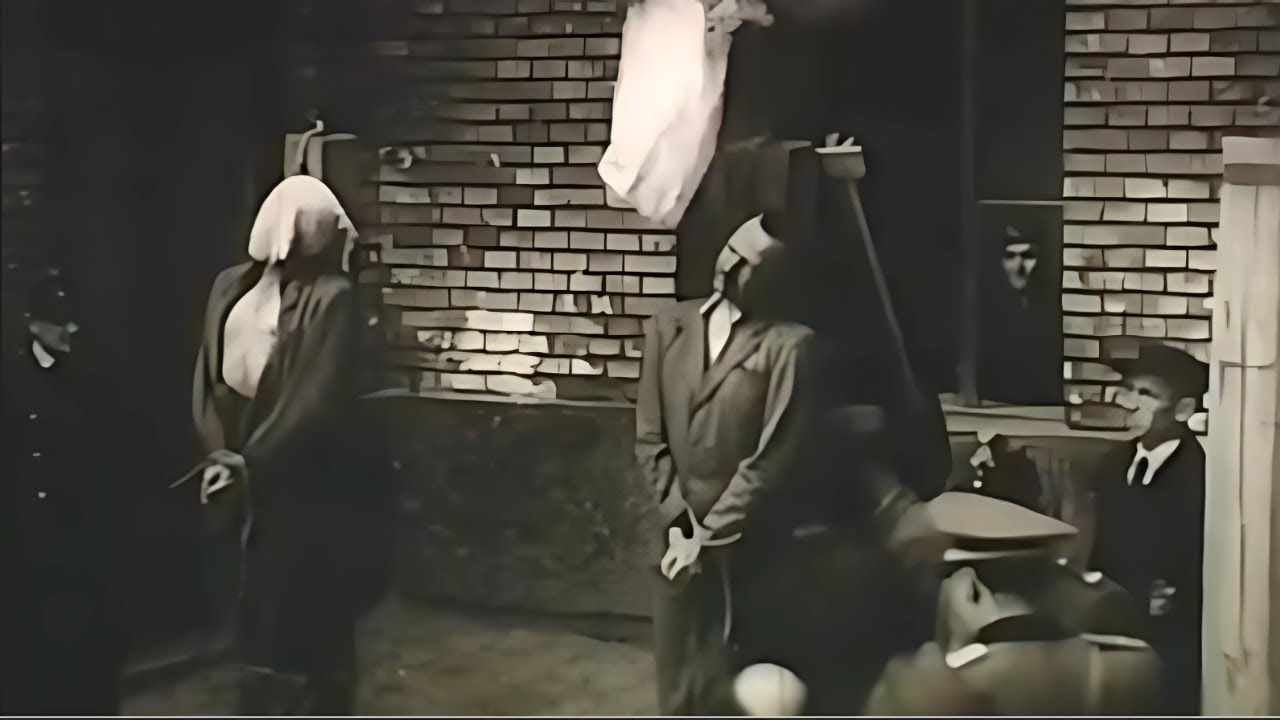 Execution of L&aacute;szl&oacute; Baky & L&aacute;szl&oacute; Endre &ndash; Real Footage of Nazi Collaborators Executed