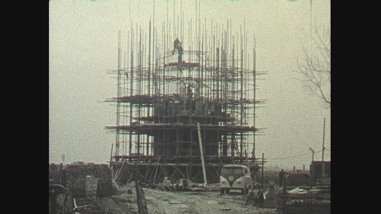 Vernieuwde versie: Bouw watertoren in St.-Jabic 1957, door waterleidingbedrijf I.W.G.L te Leeuwarden