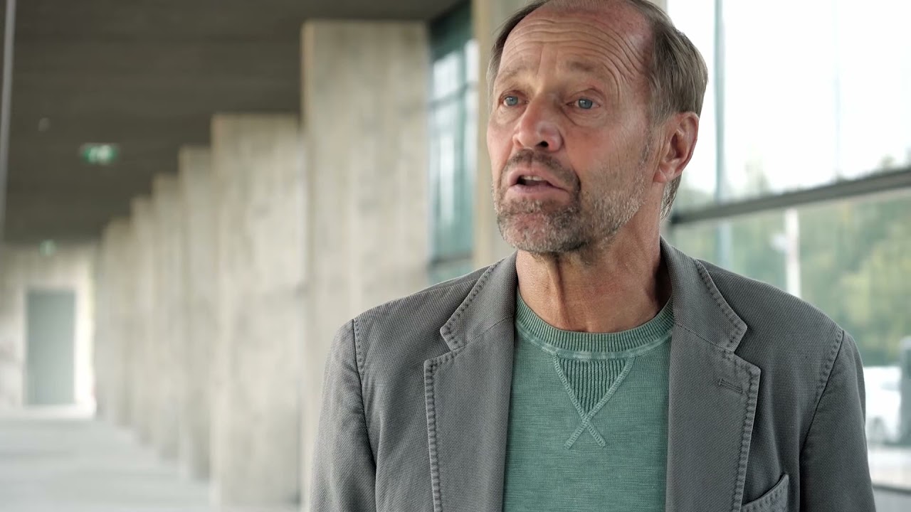 Uniwersyteckie Centrum Szkolenia Sportowego Salzburg.mp4