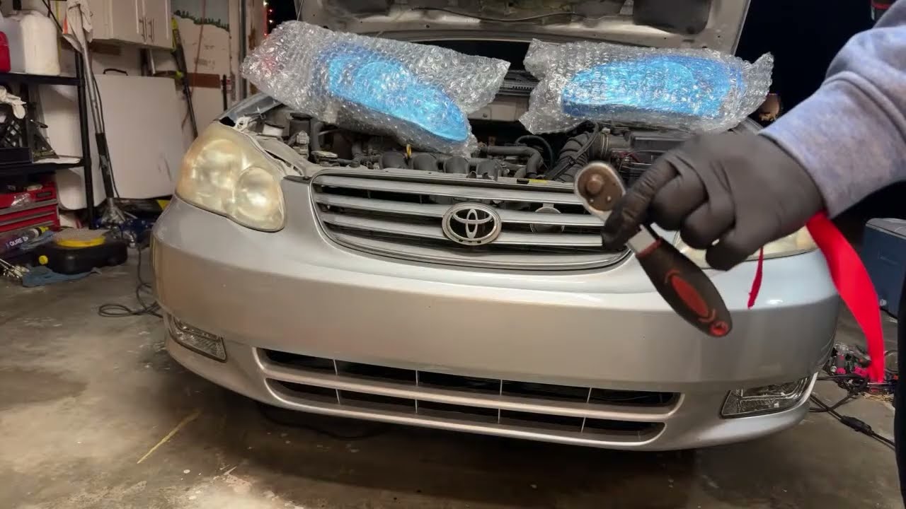 Cómo cambiar faros de Toyota corolla 2003 #chanteoflowkilla #chanteoflow 