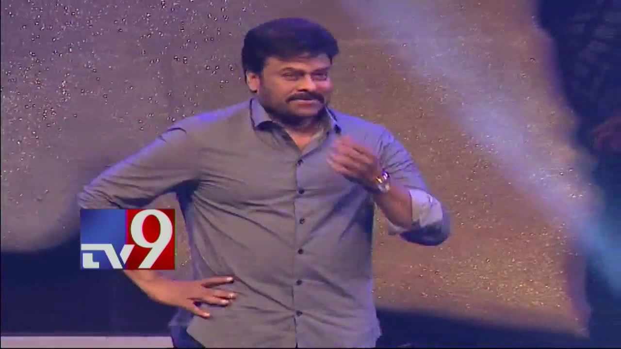 Mega Star Chiranjeevi grand entry @ Khaidi No 150 Pre Release Event - TV9