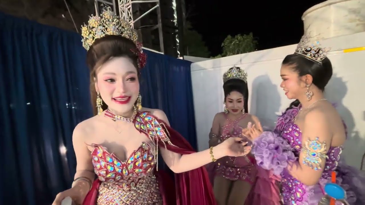 อุ๋งอิ๋งเตรียมตัวออกฉากแรกทำอะไรบ้าง