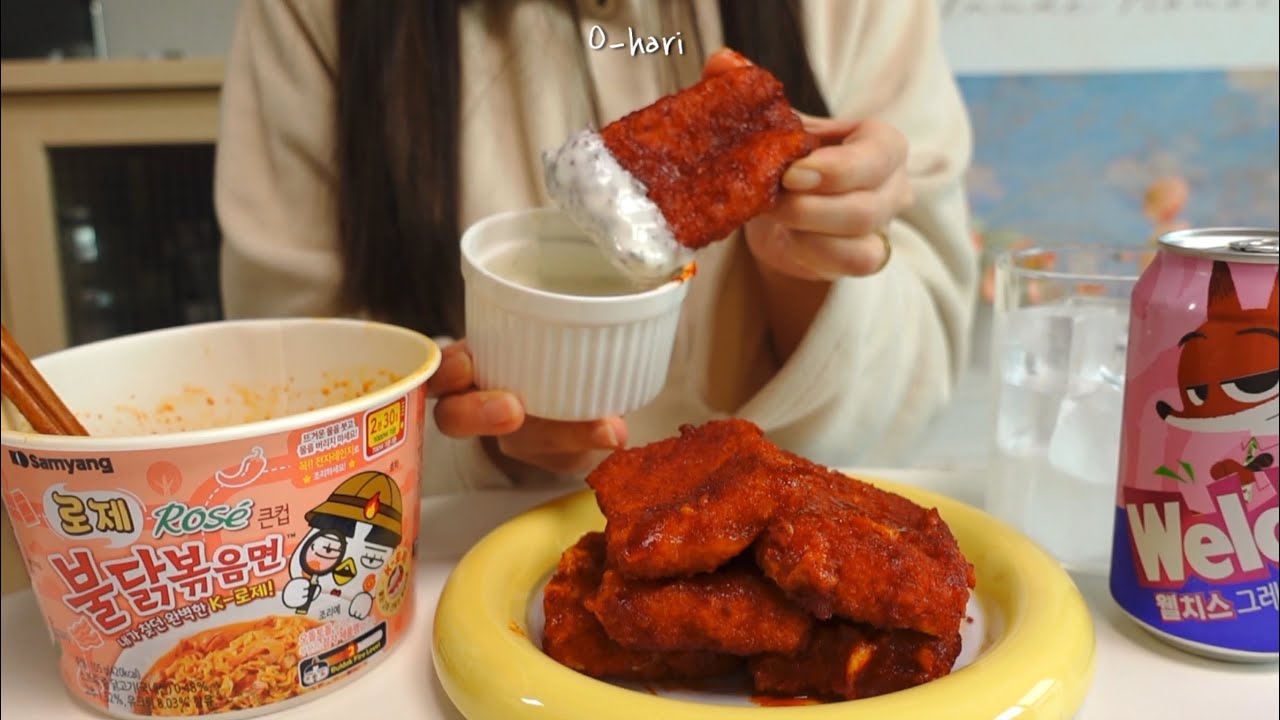 Рамен «Булдак» с красными сырными палочками. What I eat in a week in Korea