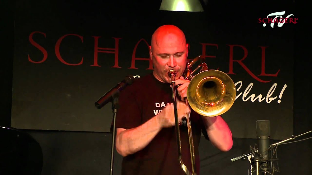Bertl M&uuml;tter mit dem Schagerl Muthorn - Schagerl Brass Party 2010