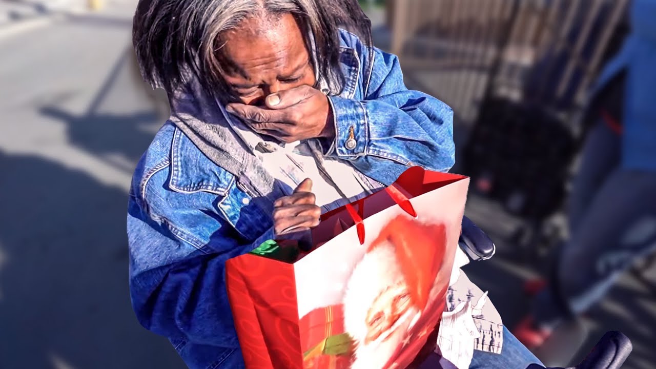 🎁 CHRISTMAS GIFTS FOR THE HOMELESS