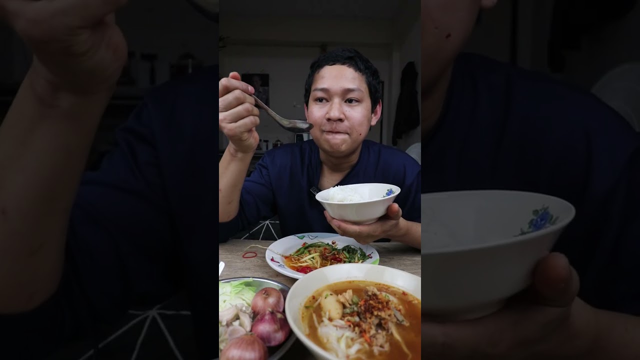พากินข้าวยามดึก ตำไทยข้าวเหนียว ข้าวสวย ก๋วยเตี๋ยวต้มยำ ￼