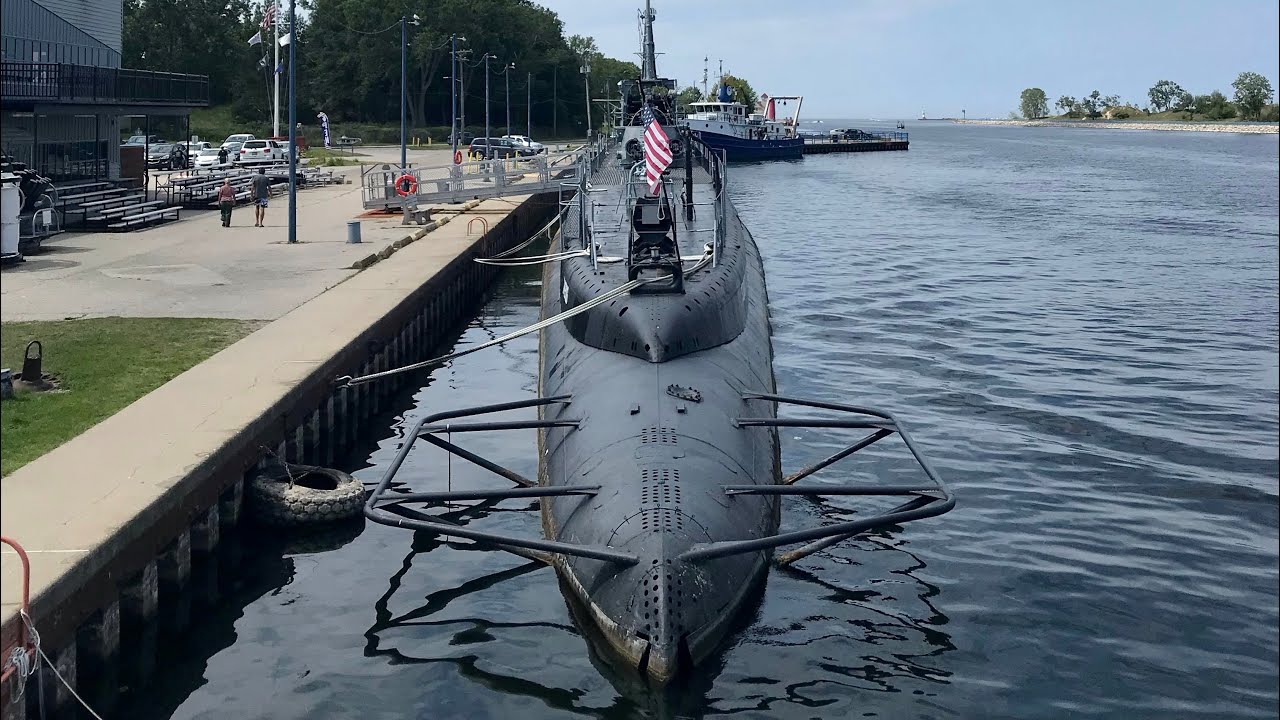 Submarine, Inside, 1940s