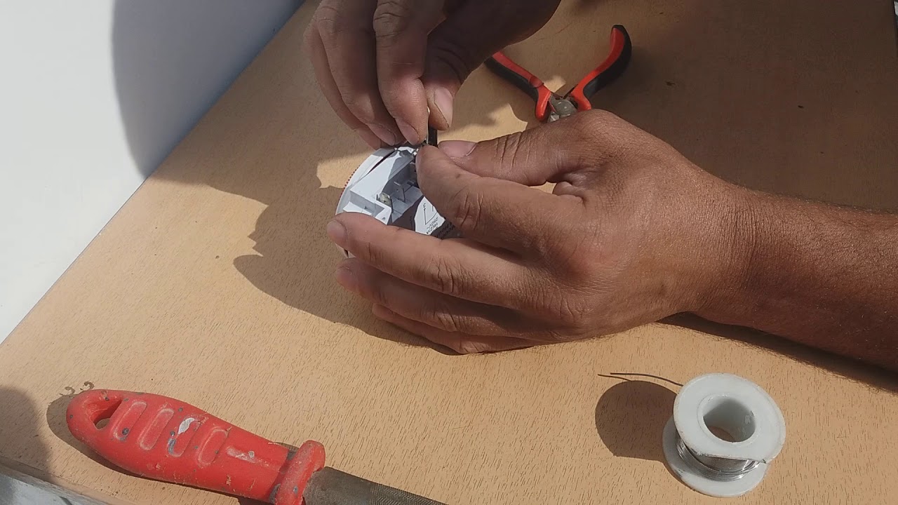 تعديل مباشر للتايمر ولا أسهل يعمل في تقليب البيض للفقاسة