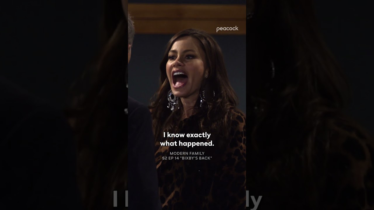 Valentine&rsquo;s Day is Gloria&rsquo;s specialty #ModernFamily #JayPritchett #GloriaPritchett #Shorts