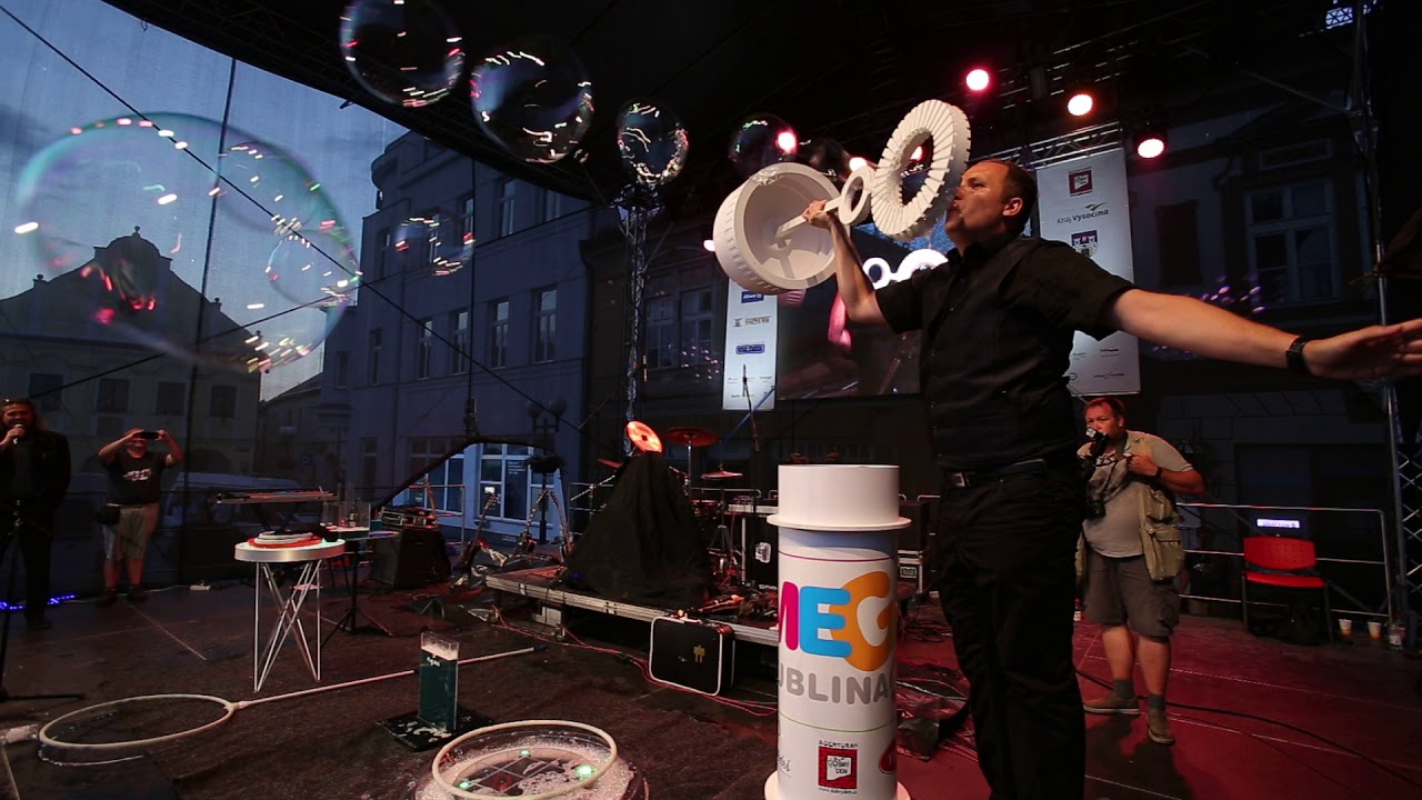 The world largest bubble blower