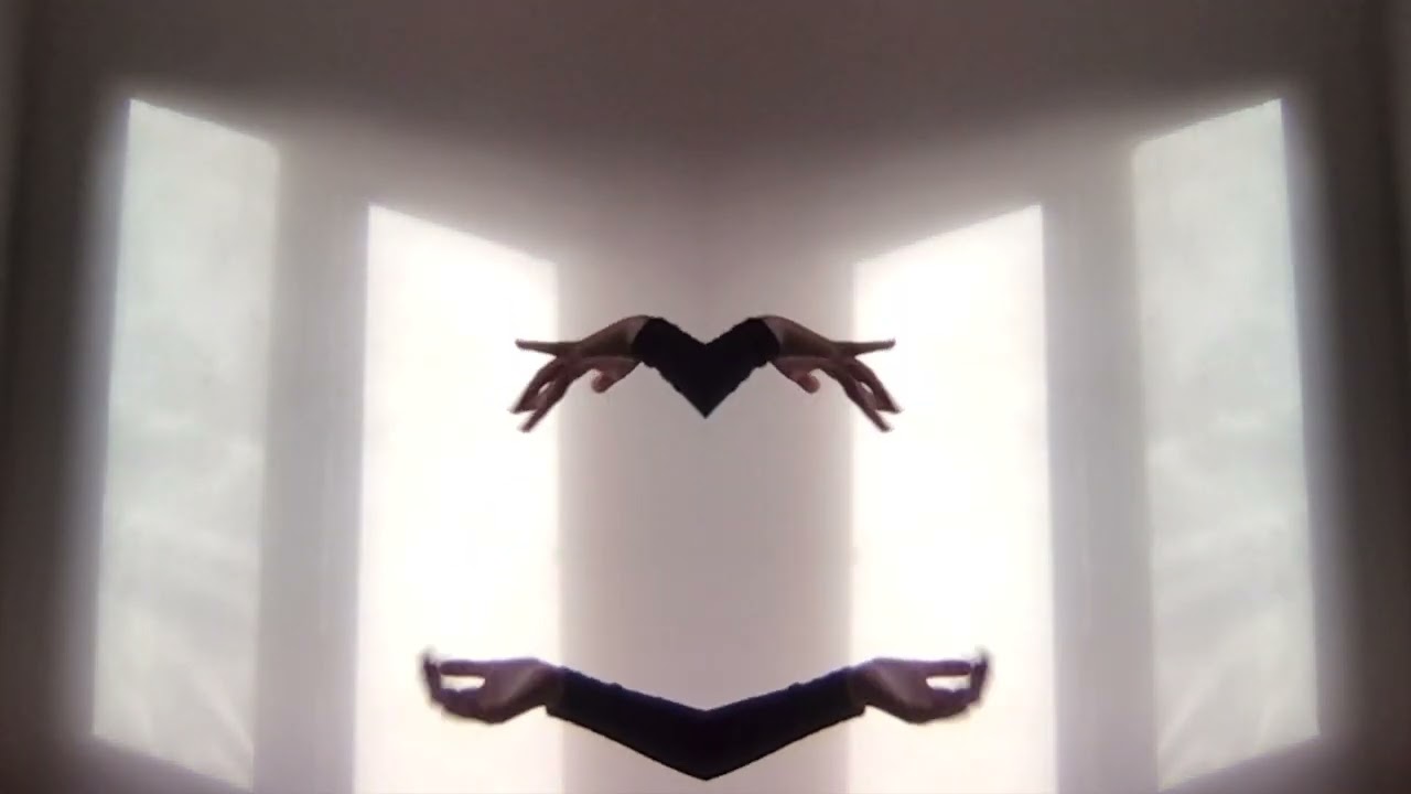 Iris Van Herpen Will perfume ad