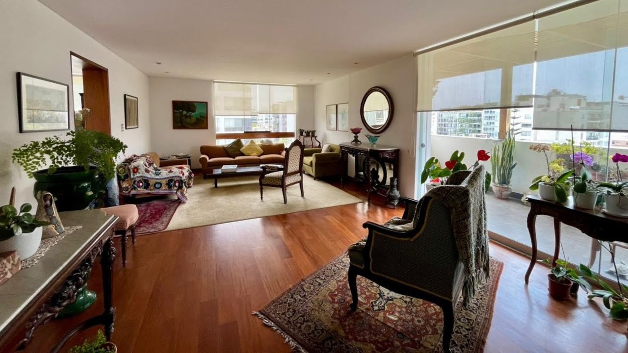 🏡 En venta amplio departamento con 2 terrazas en zona top de Miraflores 🌇
