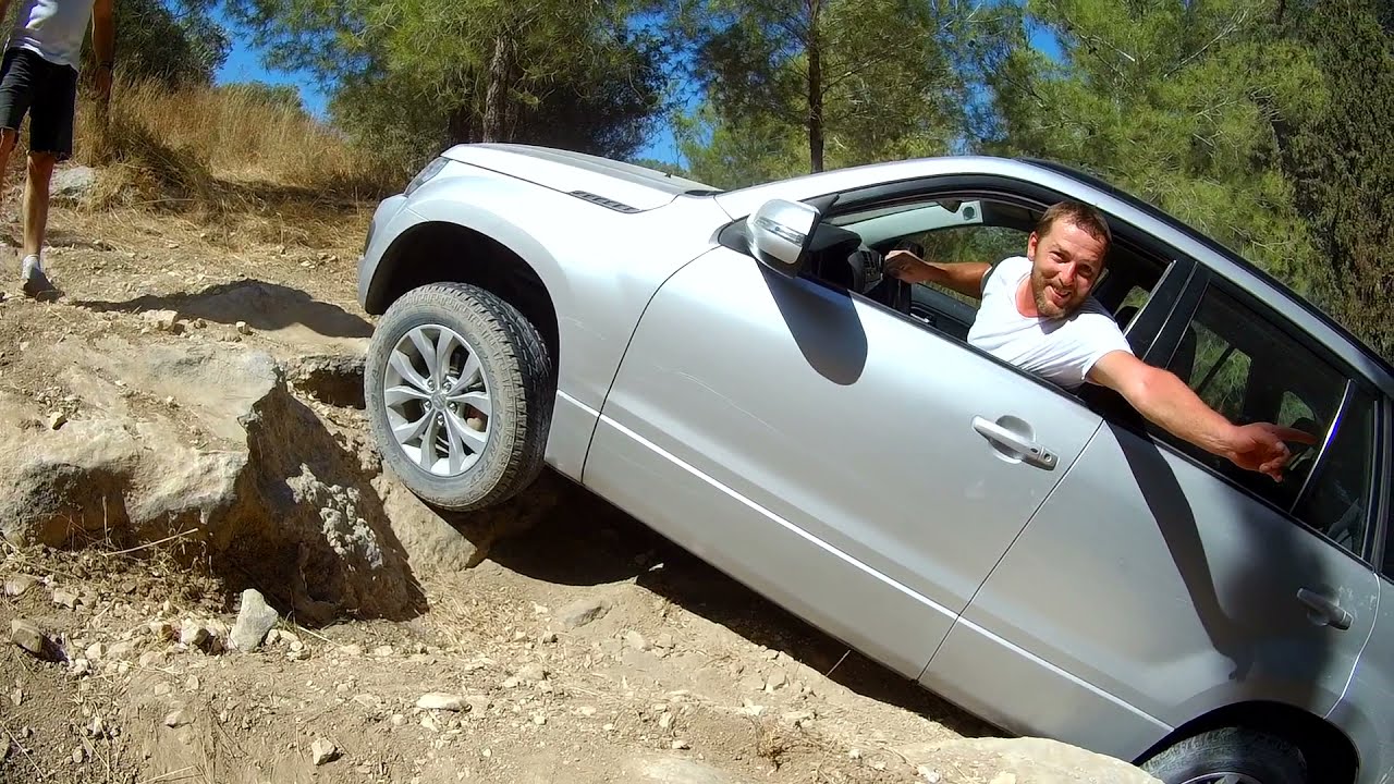 suzuki grant vitara vs suzuki jimny offroad 01 08 20