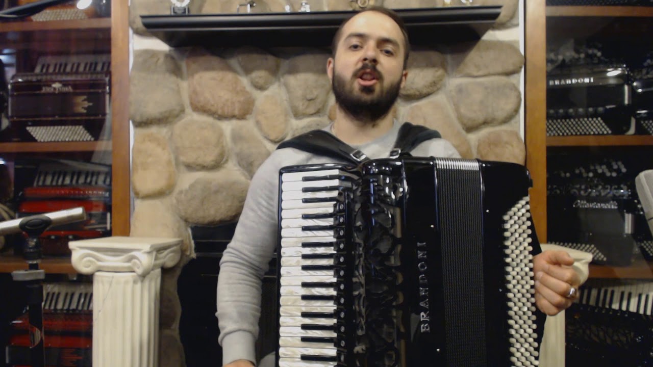 How to Play Balkan Music on Piano Accordion - Lesson 11 - Romani Chromatic Fingering and Ornaments