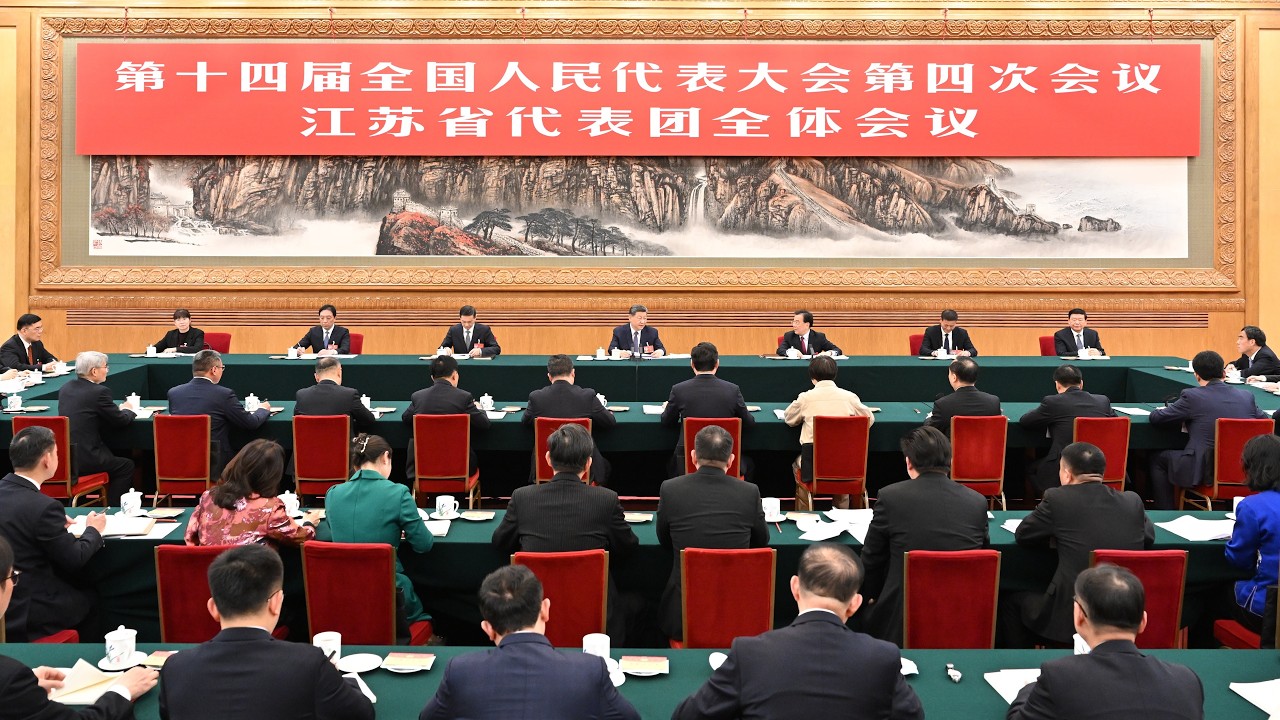 President Xi Jinping takes part in deliberation at annual national legislative session