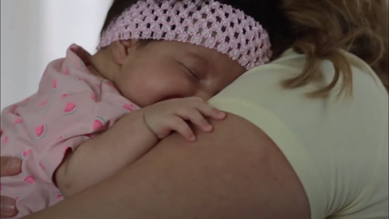 Uporni plač kod bebe - šta raditi?