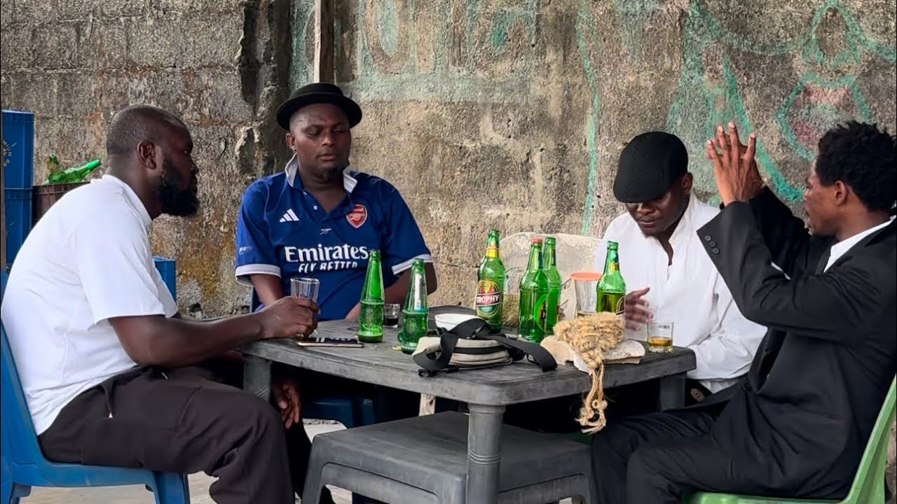 Адвокат компании Sabinus Дэнни Спрай и барристер Титус Бир Палур