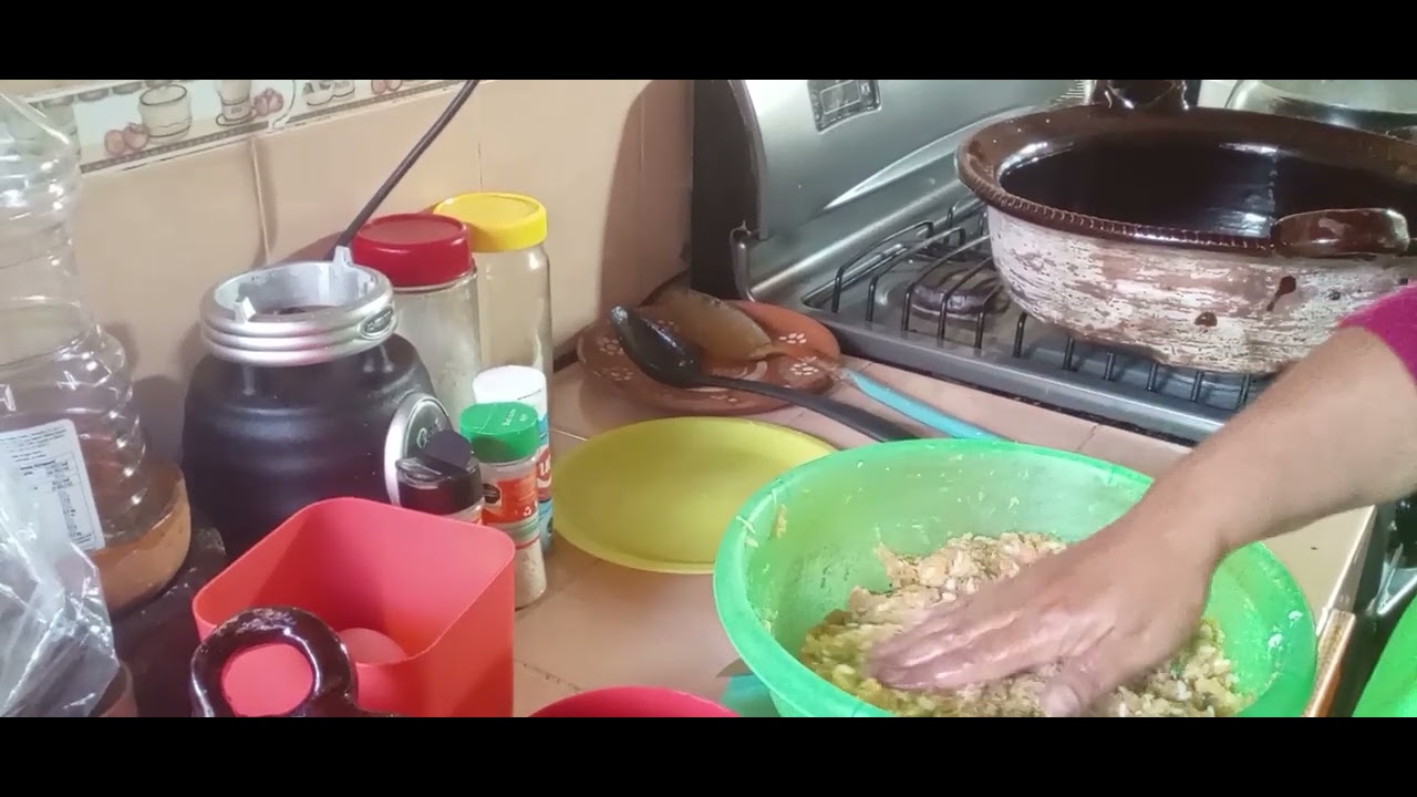 Deliciosas albóndigas de pollo en salsa verde 🤤 