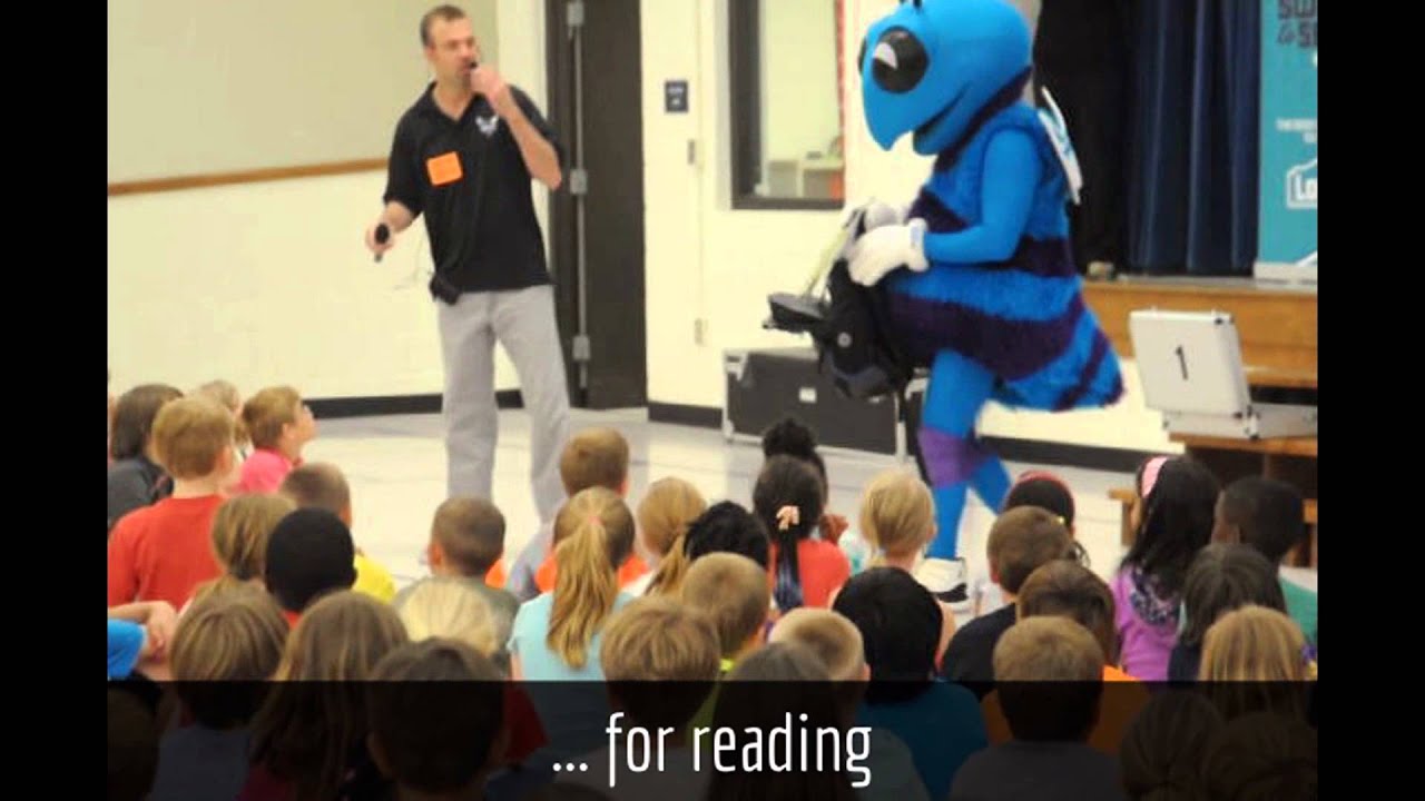 Charlotte Hornets' Hugo pumps up Lake Wylie, SC, students to read