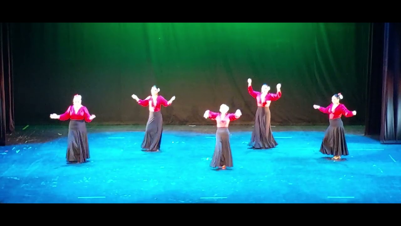 FANDANGO. Academia Anise Feres