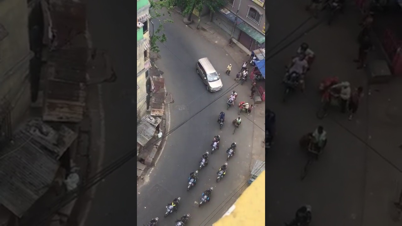 Police action in tikiapara howrah on breaking of lockdown during covid-19 corona pandemic