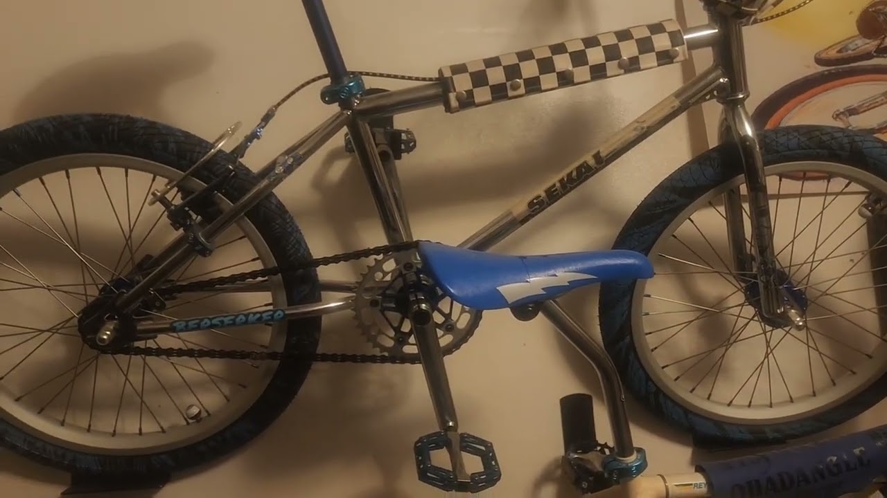 1987 Sekai Spitfire Turbo retro-mod