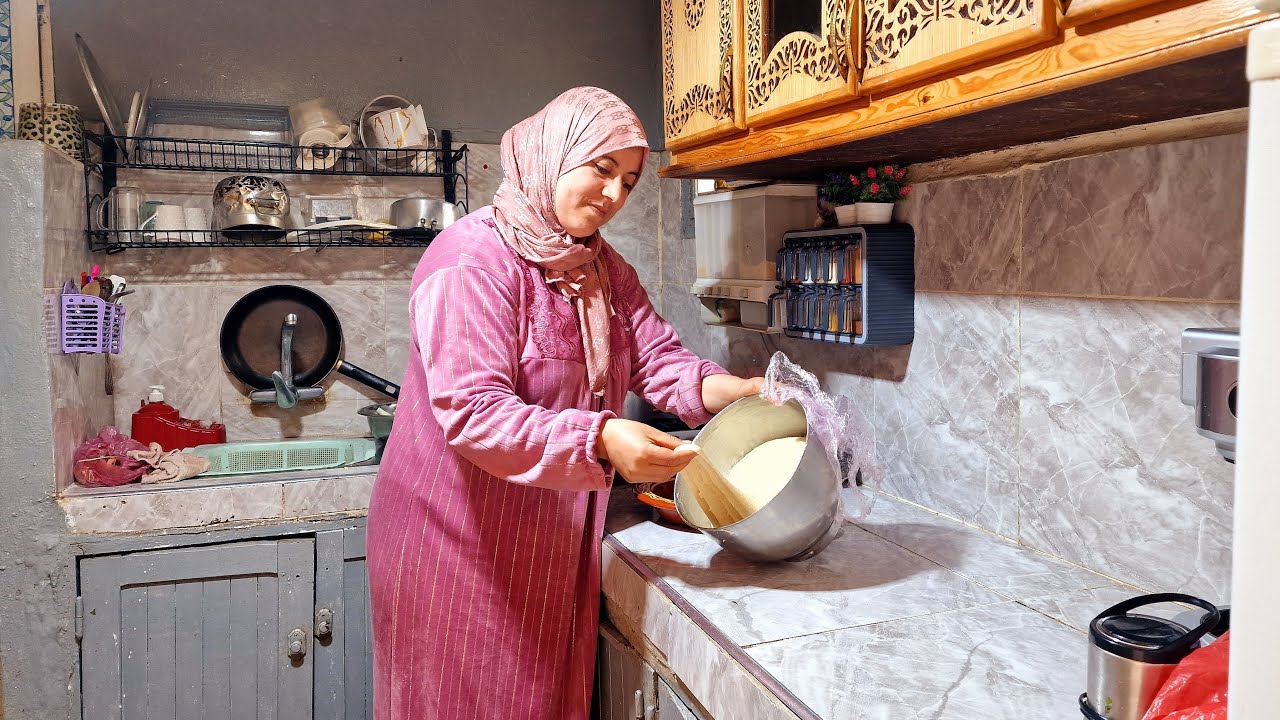 بدأت قناة 