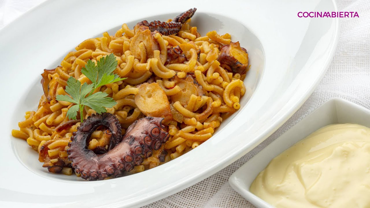 Fideuá de pulpo con alioli de Karlos Arguiñano