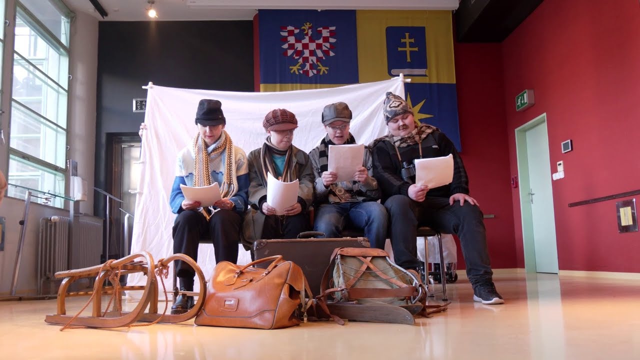 Žáci z Uherského Hradiště nadchli v Baťově mrakodrapu cimrmanovským humorem
