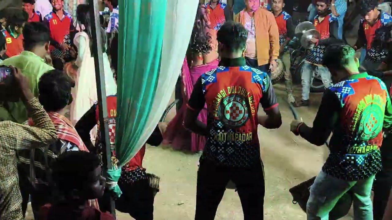 LAL MANDARA GUTE ALGA DISUCHHA !!                             BAJARANGI DUL DULI !! # kaithapadar #