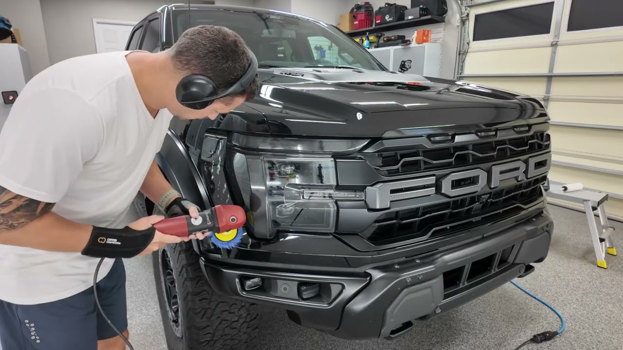 Будни в финансовом отделе, выходные в гаражном детейлинге | Ремонт покраски Ford Raptor Rotary 20...