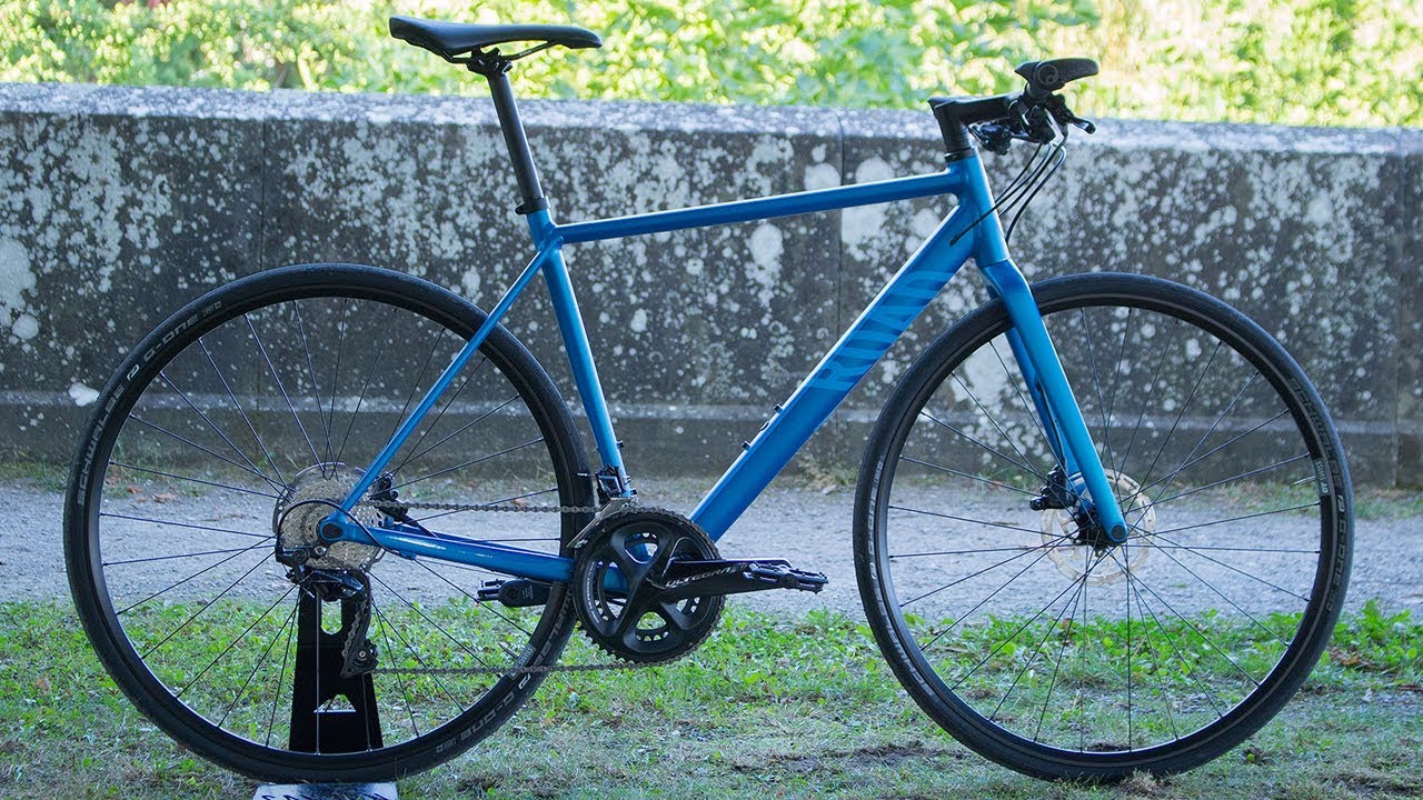 Canyon Roadlite AL SL: Mittelklasse-Fitnessbike mit High-End-Features