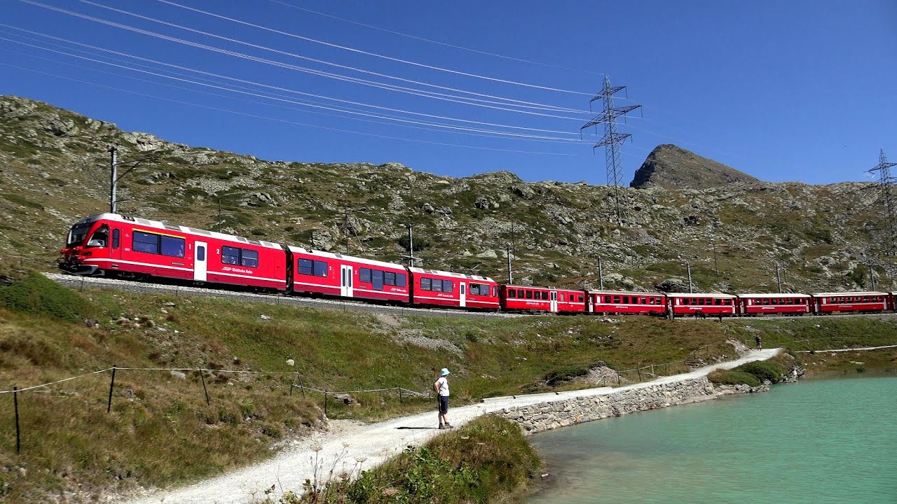Die Berninabahn St.Moritz nach Tirano und zur&uuml;ck mit dem UNESCO Weltkulturerbe