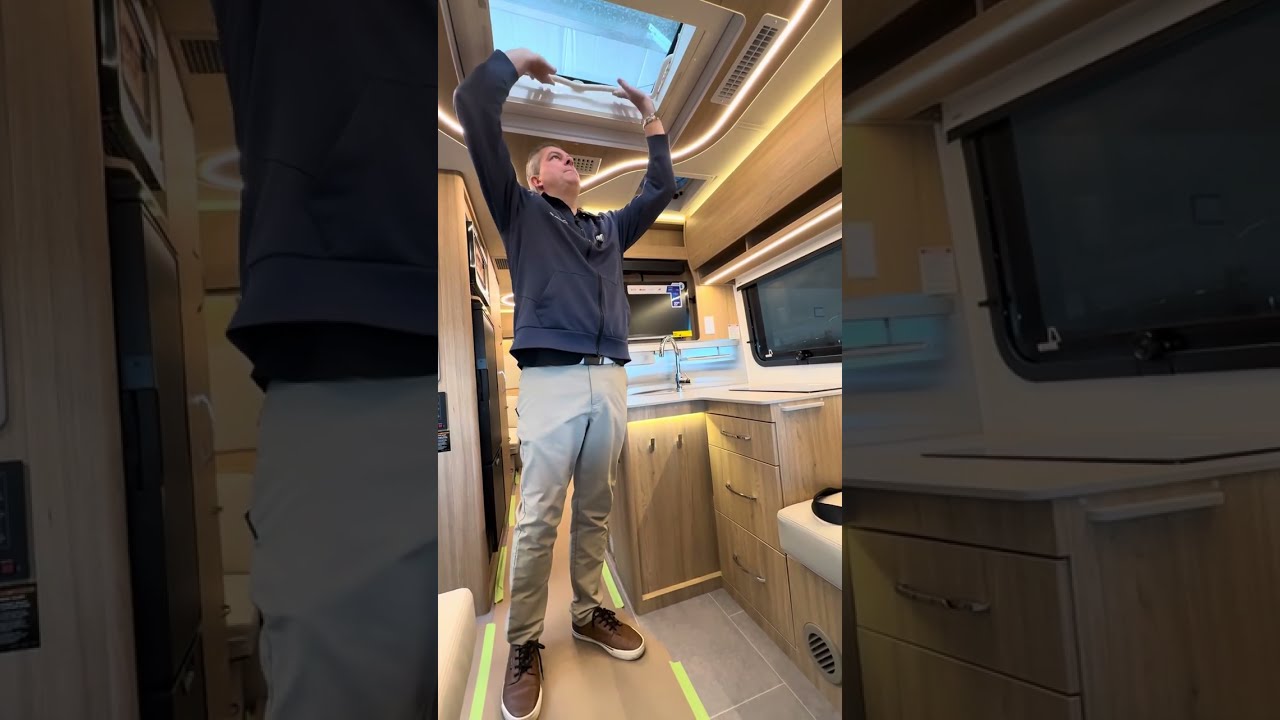 Полный обзор автодома Leisure Travel Unity 24RL 2026 года выпуска. Сезон выставок автодомов уже з...