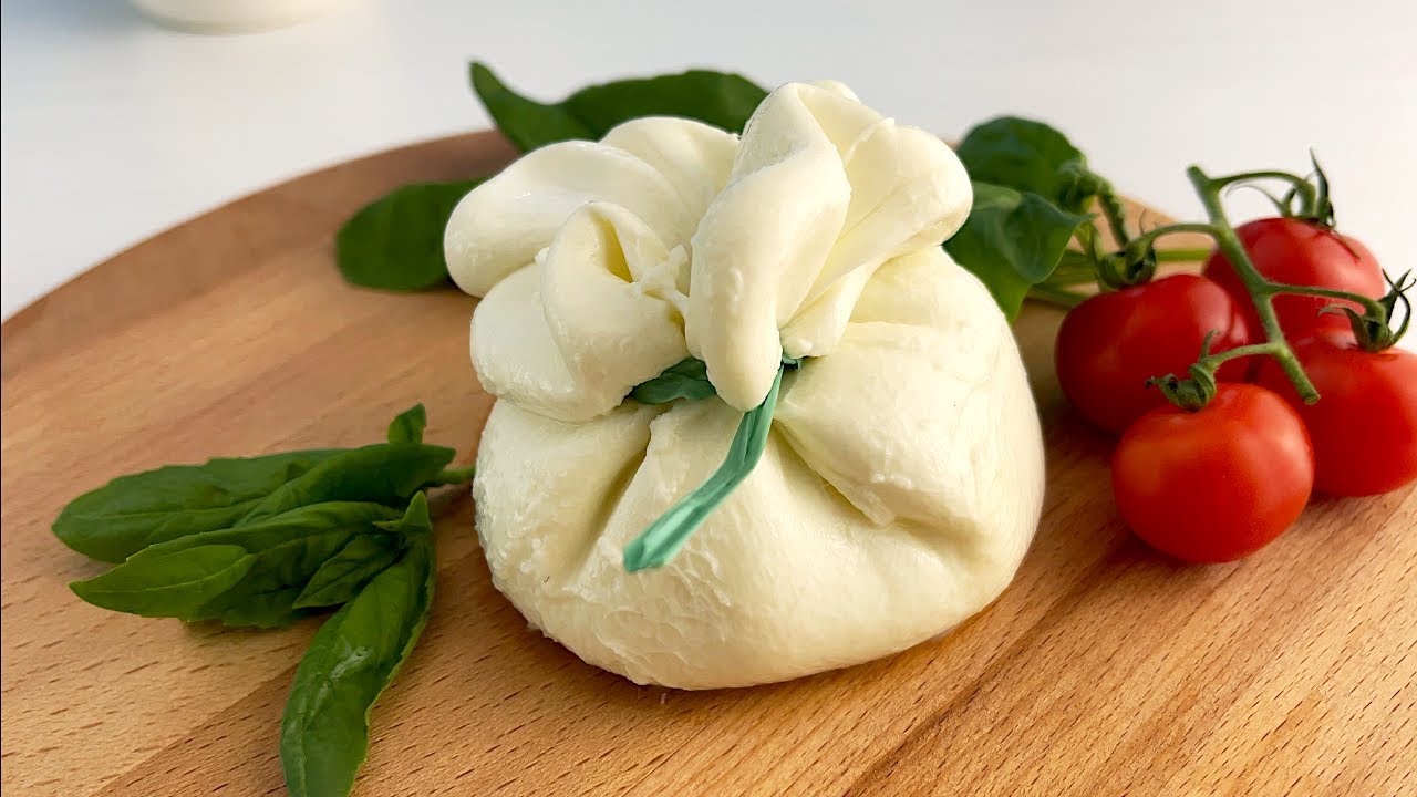 Как приготовить сыр буррата в домашних условиях. Вкусный рецепт буррата и моцареллы из 2 ингредиенто