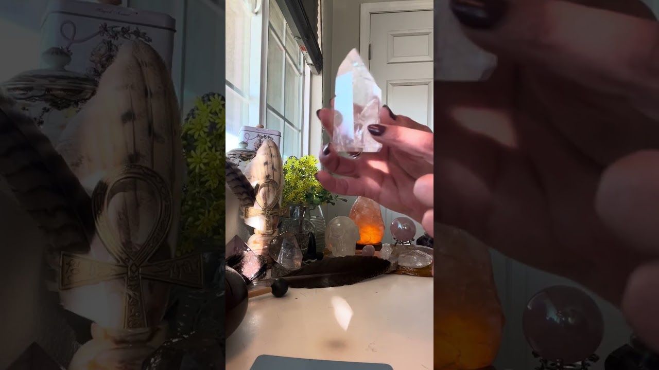 YOU HAVE ANCIENT GIFTS/KNOWLEDGE THAT NOBODY CAN “TEACH” YOU🕯️THIS FINDS YOU WHEN THEY’RE OPENING….