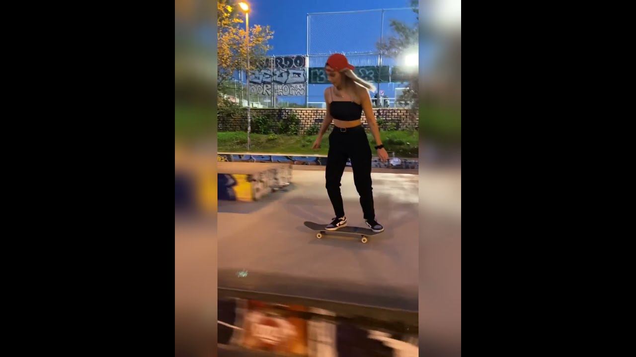 Too Beautiful Girl Skateboarder vol.10   #girls #female #skateboarding