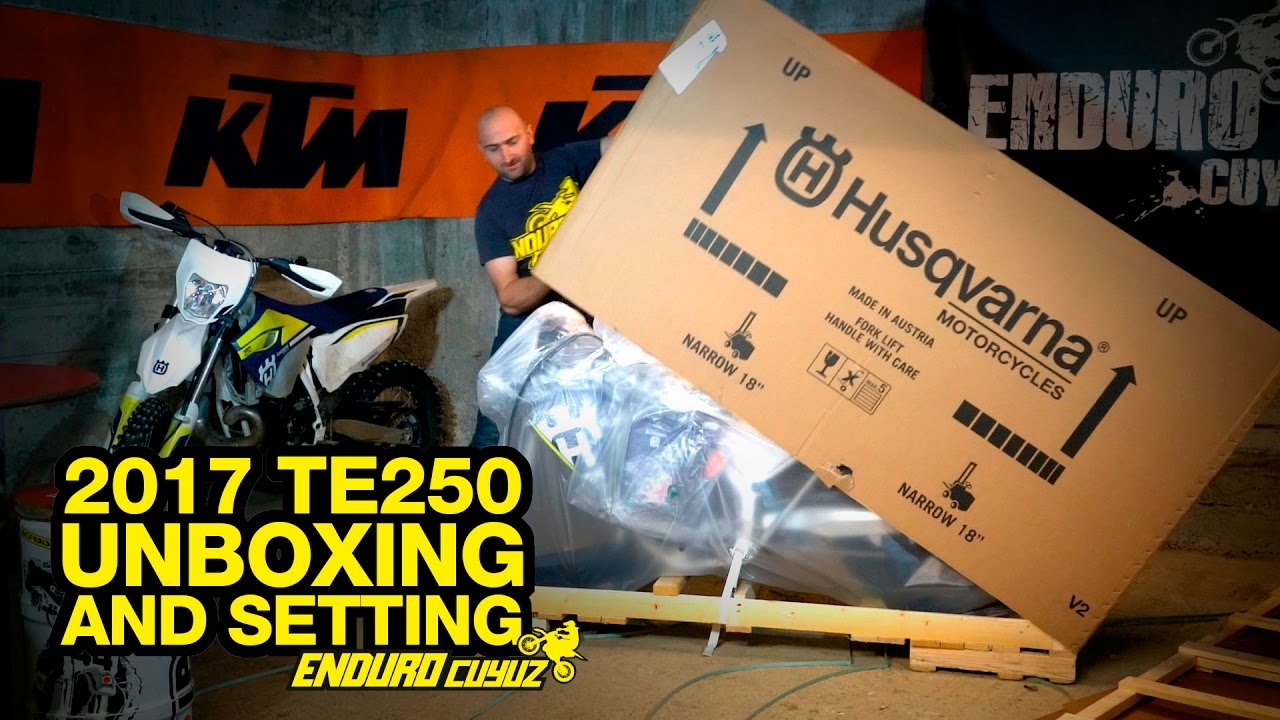 Unboxing and Settings 2017 Husqvarna TE 250
