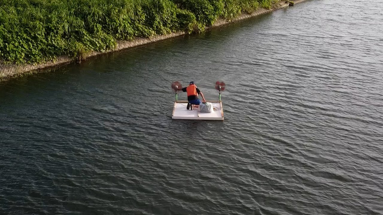 【遭難】扇風機でボート作って川を走らせたが…
