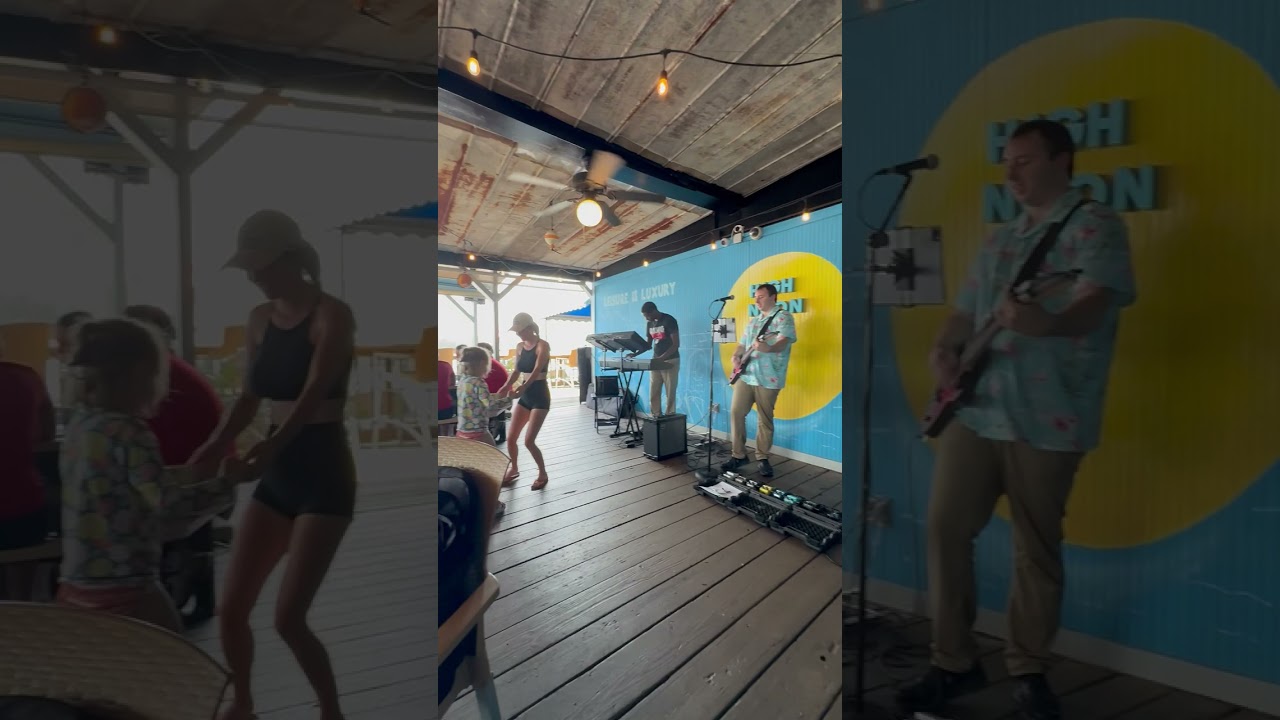 Dr. Dooley & Kilik Smith Perform 'Learning to Fly' | Labor Day Celebration at Sunset Grille