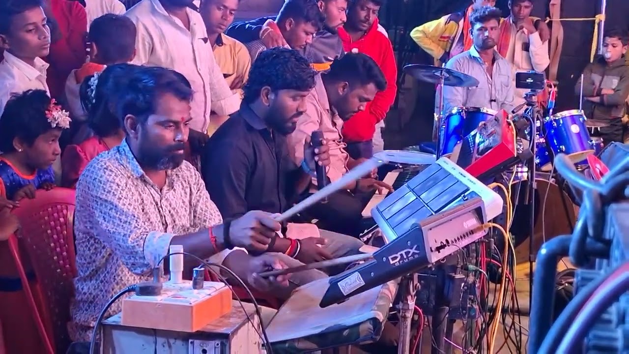 ಎಷ್ಟು ಹೇಳಿದರು ಕೇಳಲಿಲ್ಲ ಗೆಳತಿ ಗೆಳತಿ ಸೂಪ್ಪರ್ ಜಾನಪದ ಹಾಡು.. Yamanakumar music