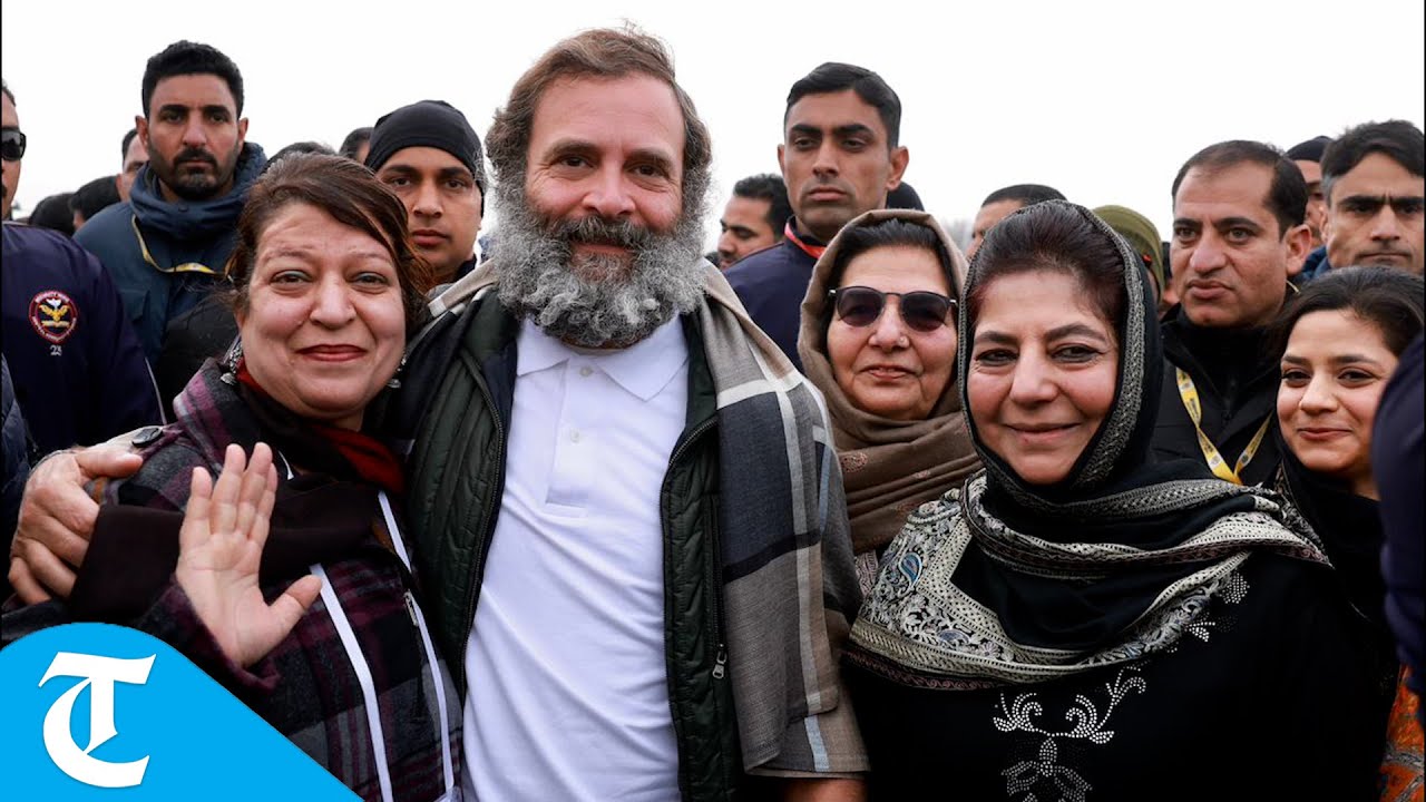 Mehbooba Mufti joins Bharat Jodo Yatra in J-K’s Awantipora