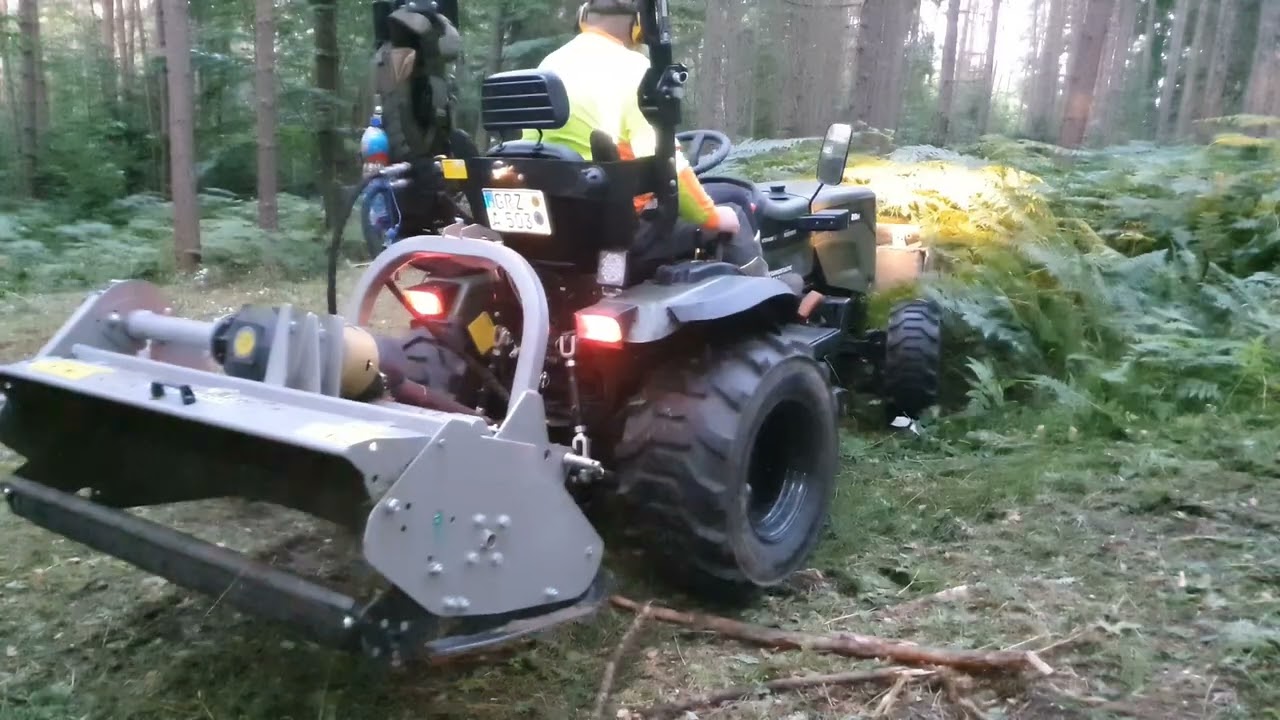 Mulchen für die Jagd mit Startrac H26 und Jansen EFGCH-135 