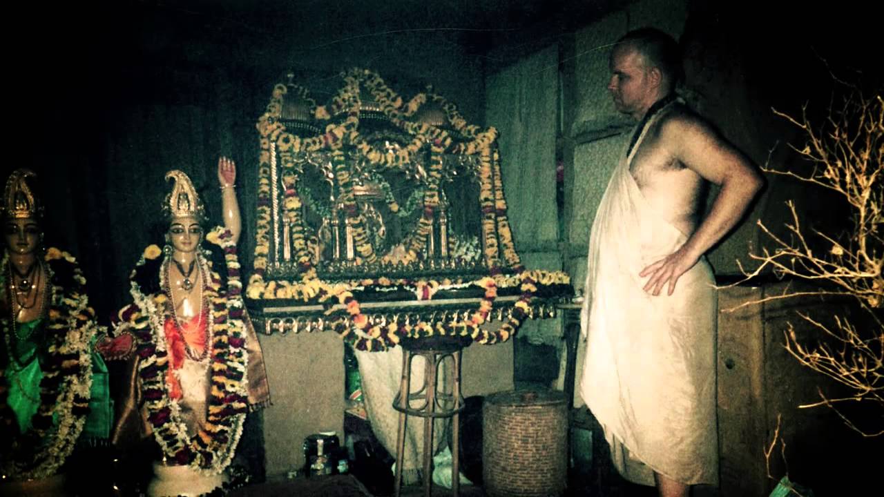 Aindra Prabhu -- A life lived in the service to the dust of Vraja Bhumi