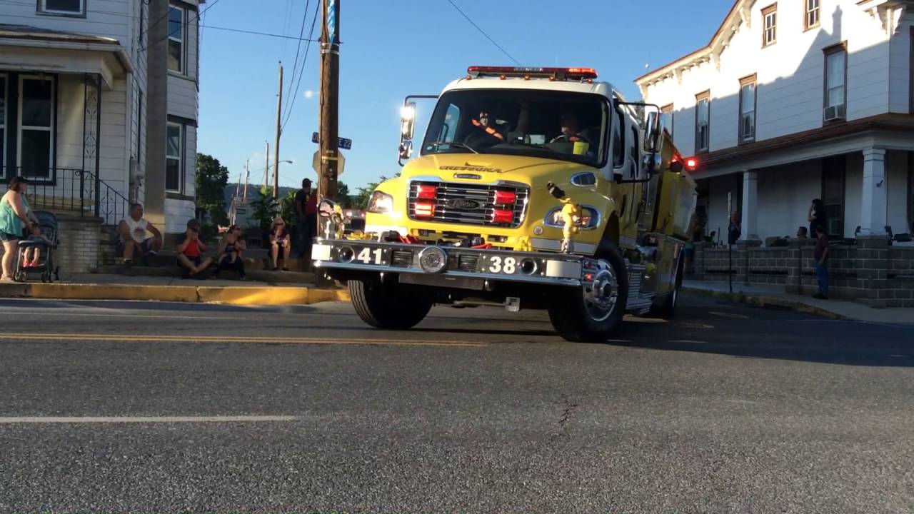Shartlesville lights and sirens parade 2016